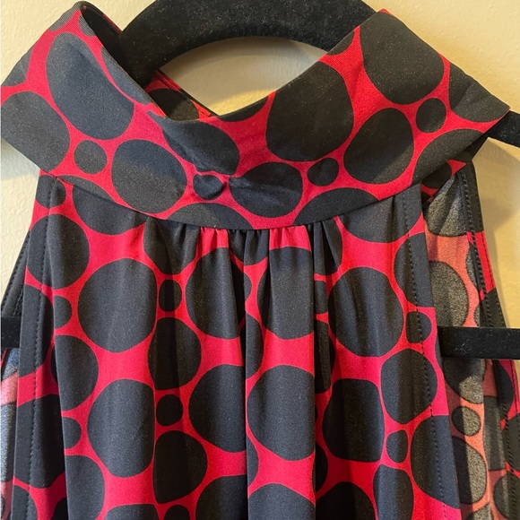 I•N•C Women’s High Neck Halter top - Medium - NWT - Black/Red - Picture 5 of 8